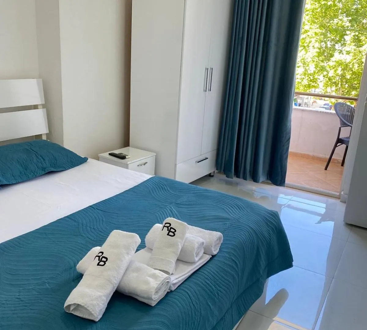 Rai Rooms Durrës 0*,  Albánia